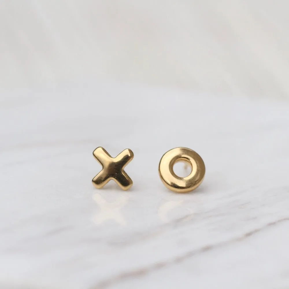 14k Gold Hug and Kiss Post Earrings