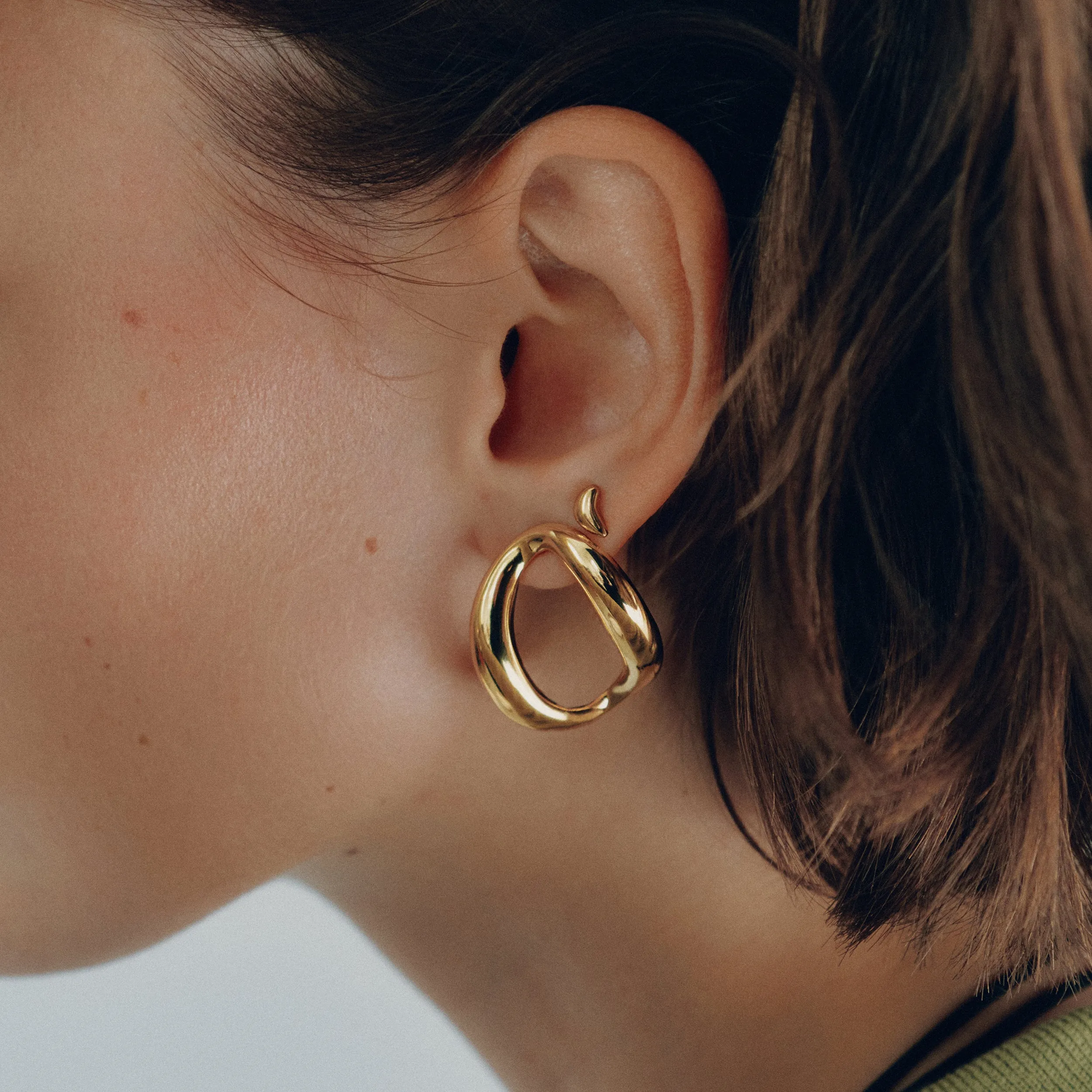 Aura Studs - Gold