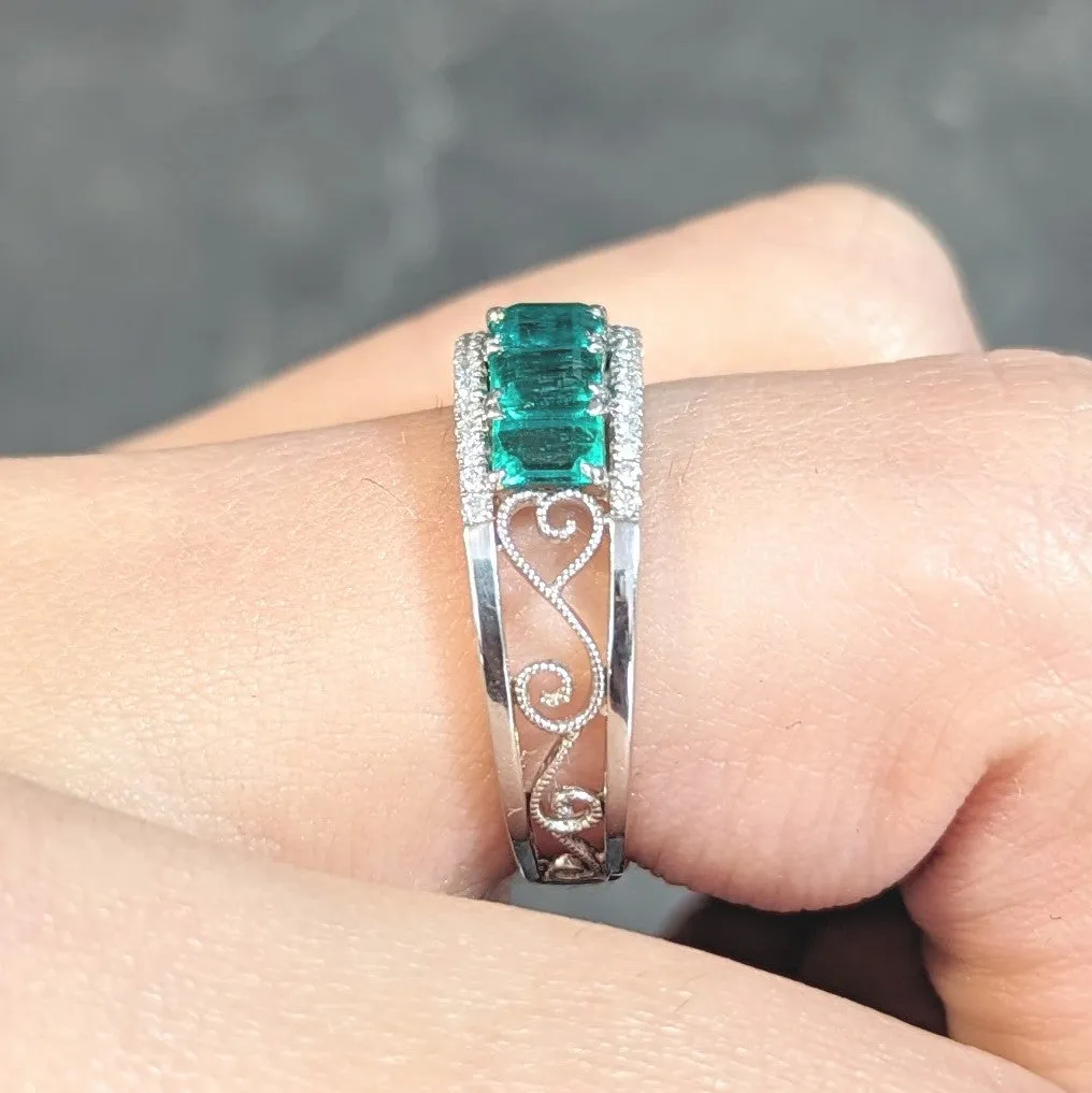 Contemporary 1.47 CTW Emerald Diamond 18 Karat White Gold Heart Band Ring