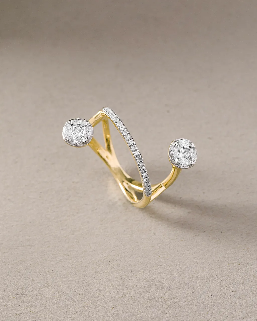 Contemporary Diamond Band