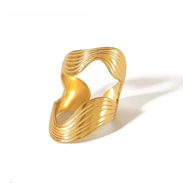 Geometric Hollowed Style Gold Ring JLTR0441