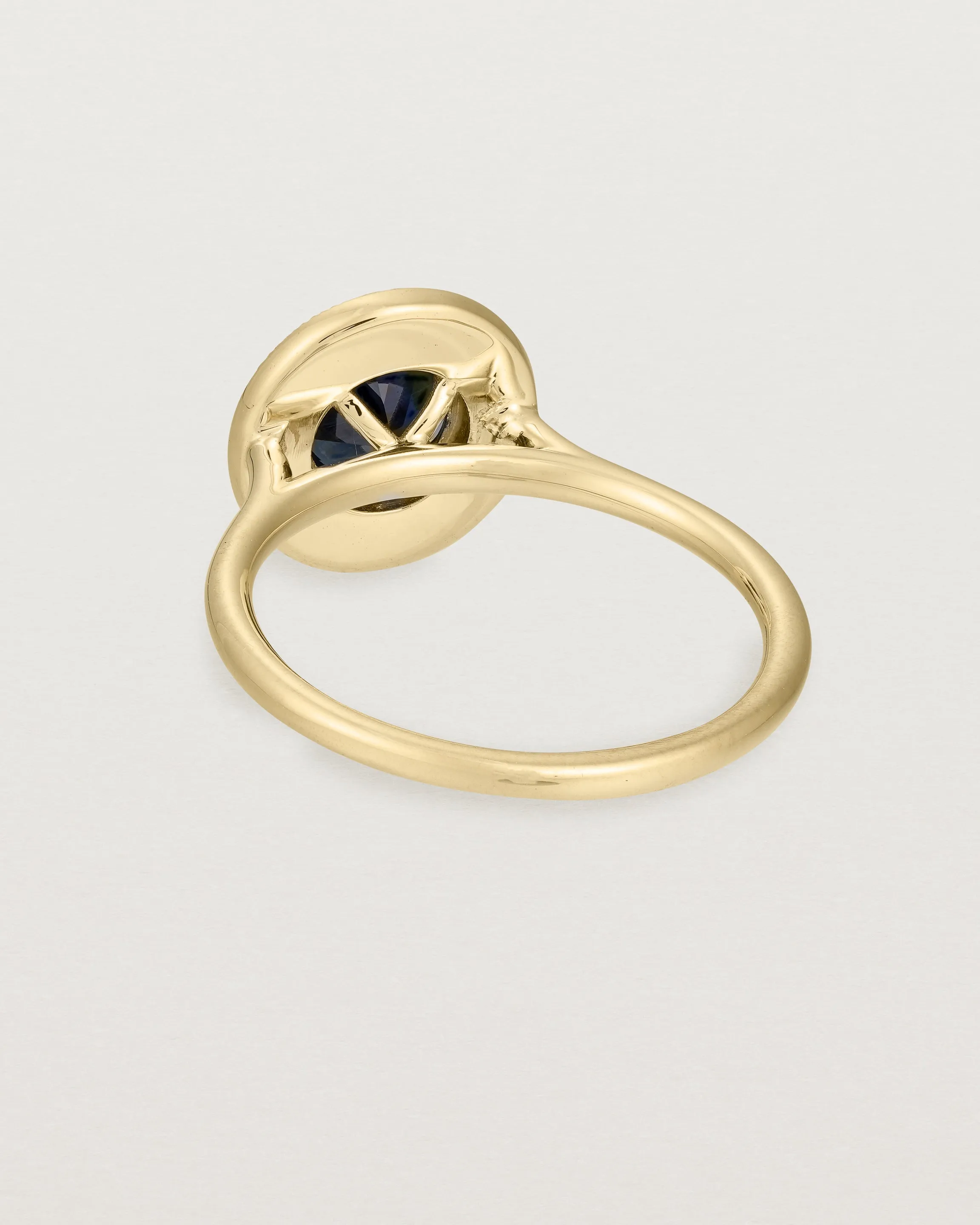 Imogen Halo Ring | Australian Sapphire & Diamonds