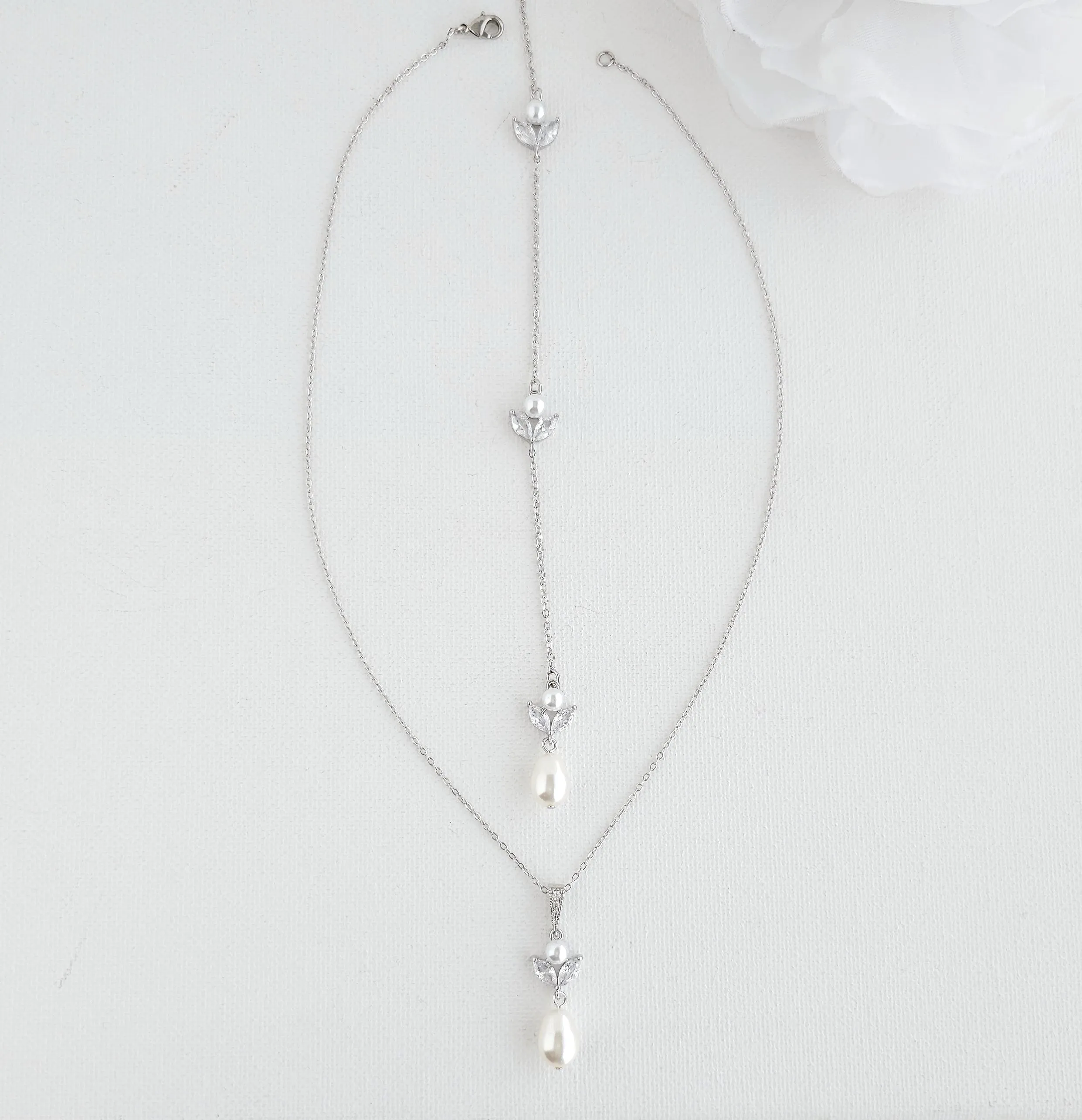 Minimalistic Wedding Necklace with Backdrop for Brides-Leila