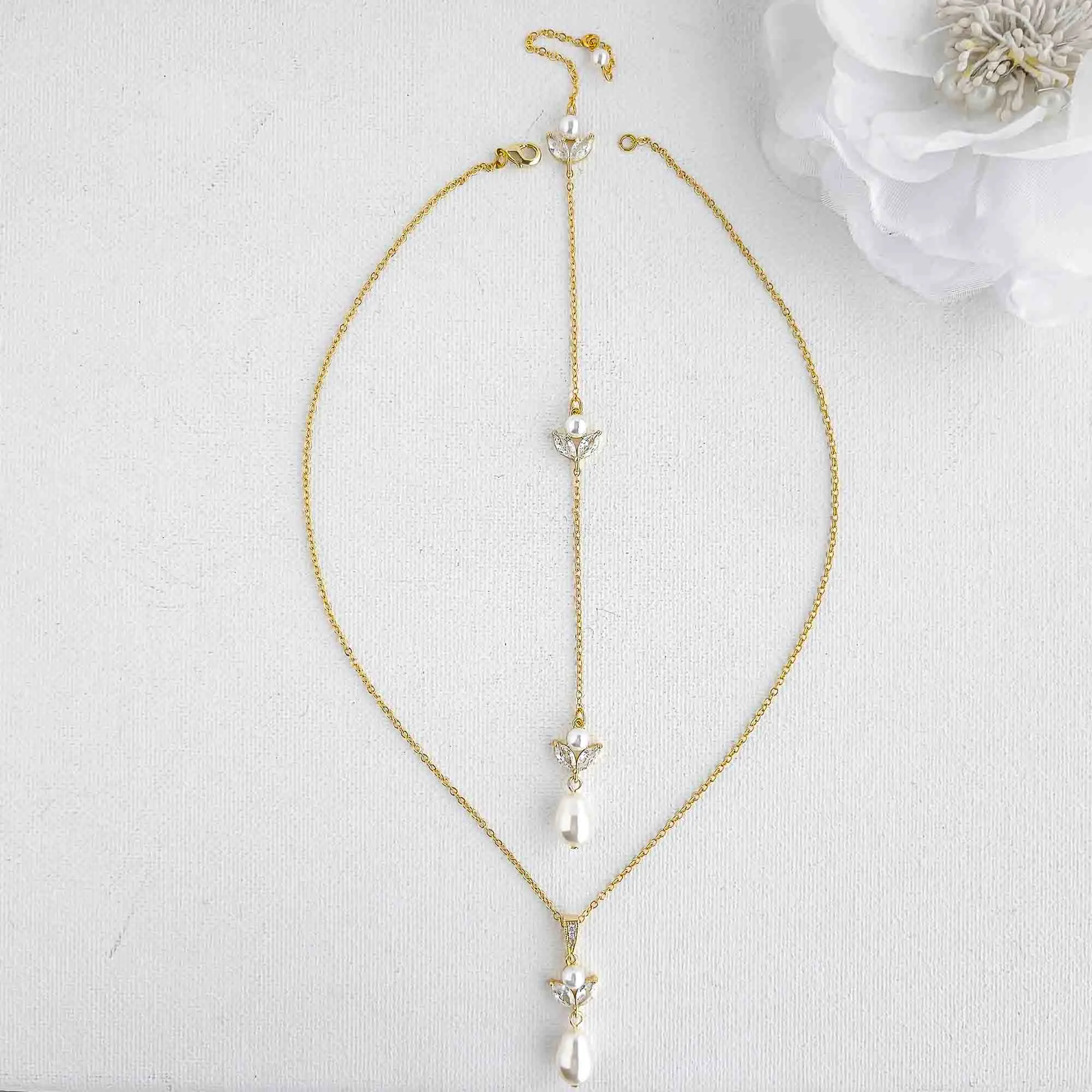 Minimalistic Wedding Necklace with Backdrop for Brides-Leila