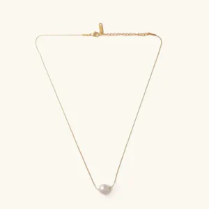 Nikki Smith Naomi Floating Pearl Necklace