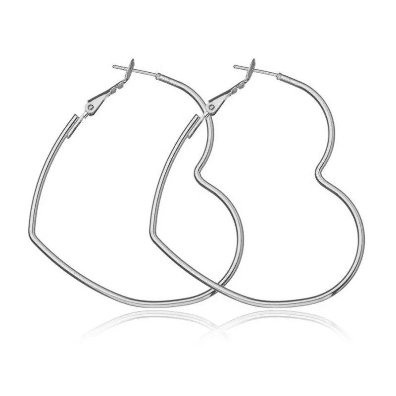 Twist Metal Heart Hoop Earrings for Women Golden Silver Color Hollow Out Big Love Earrings Brief Street Romantic Jewelry as Gift